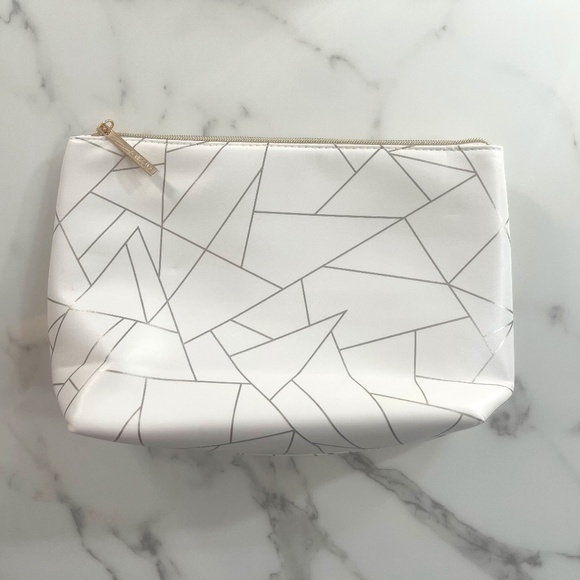 Lancôme cosmetic bag (makeup case) - Picture 1 of 7